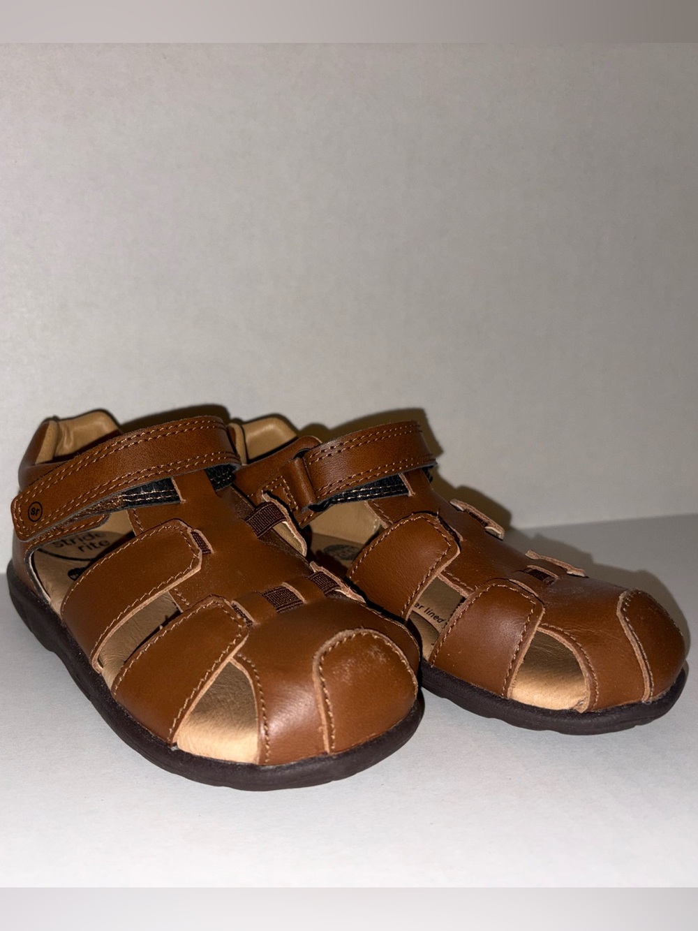 Stride Rite Tan Brown Kids Closed-Toe Fisherman Sandals
